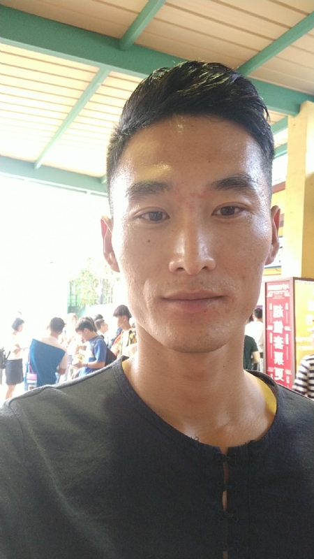 难得糊涂的第一张照片--南京相亲服务中心