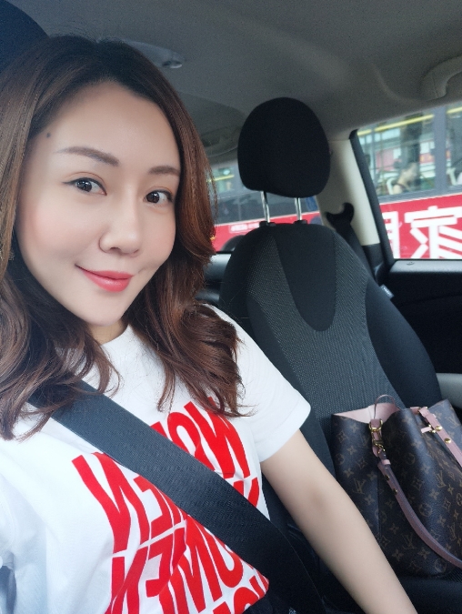 娜娜的第二张照片--南京相亲服务中心