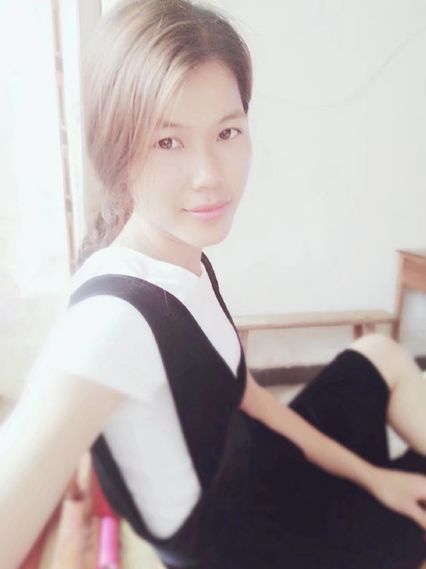 婷婷的第一张照片--南京相亲服务中心