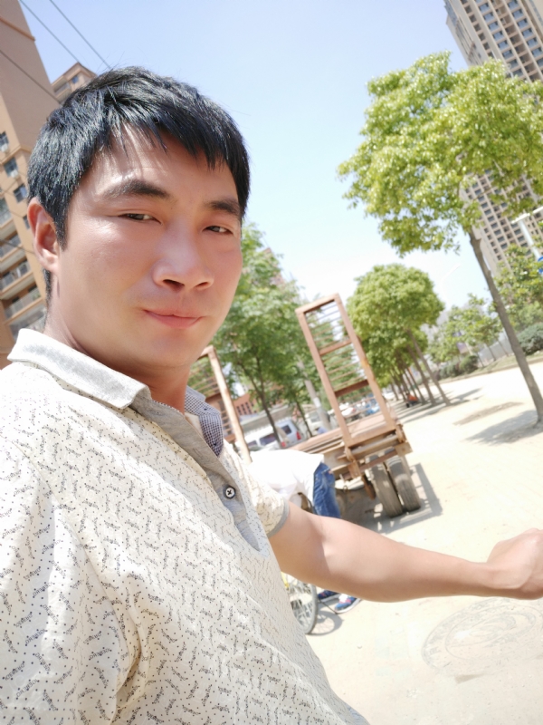 勇哥的第一张照片--南京相亲服务中心