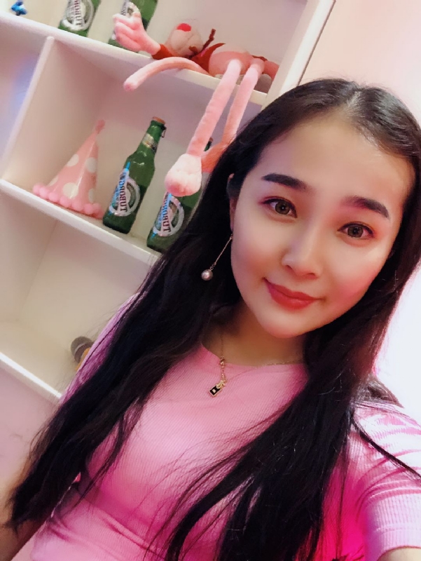 李雨菲的第一张照片--南京相亲服务中心