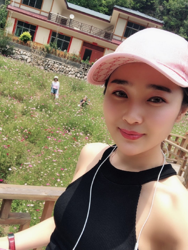 诗琪的第二张照片--南京相亲服务中心