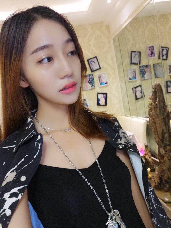 凉兮的第一张照片--南京相亲服务中心