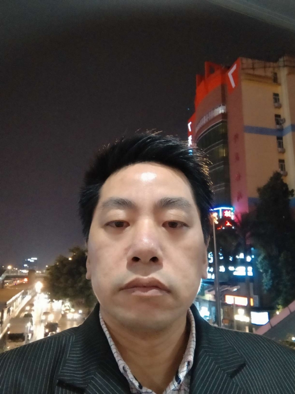 寻找真爱的第一张照片--南京相亲服务中心