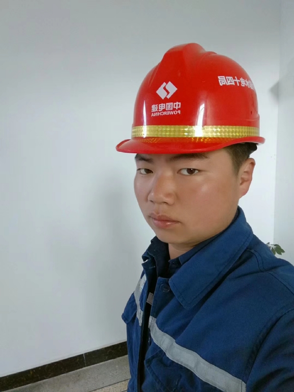 小公牛的第一张照片--南京相亲服务中心