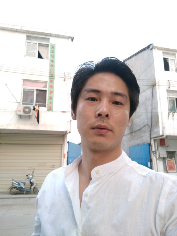 峰哥的第一张照片--南京相亲服务中心