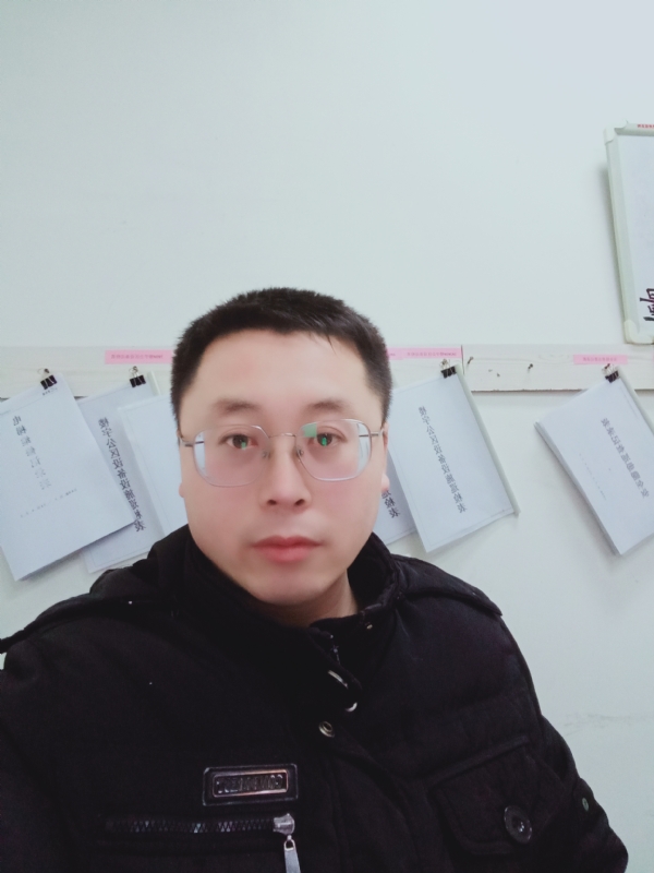 一头猪的第一张照片--南京相亲服务中心