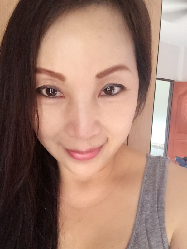 ying的第一张照片--南京相亲服务中心