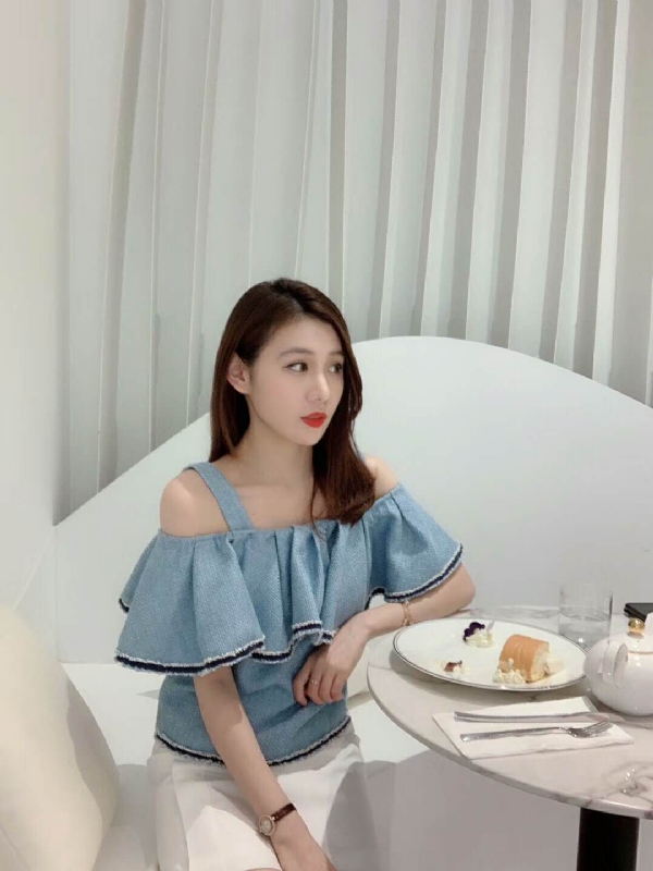 Emily的第一张照片--南京相亲服务中心