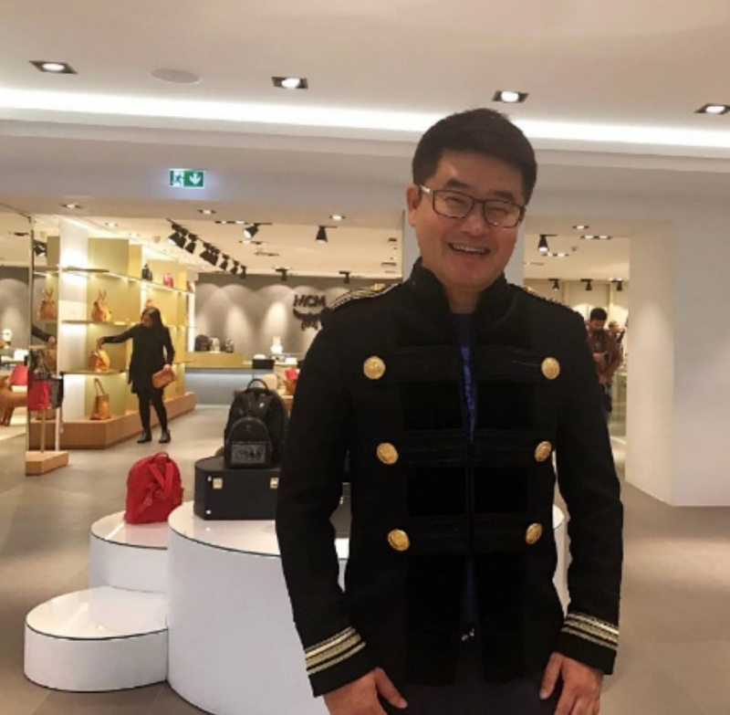 大千世界的第一张照片--南京相亲服务中心