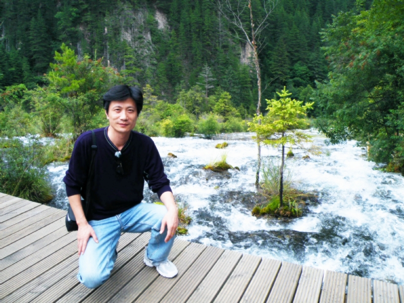 霞飞哥的第一张照片--南京相亲服务中心