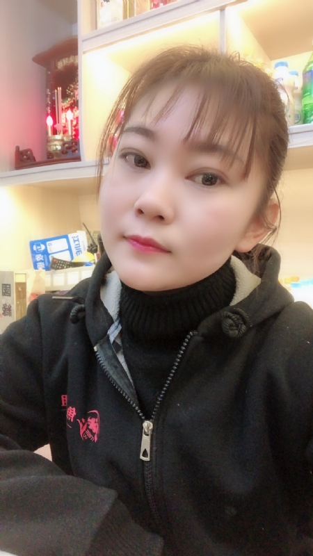 泡沫的第一张照片--南京相亲服务中心