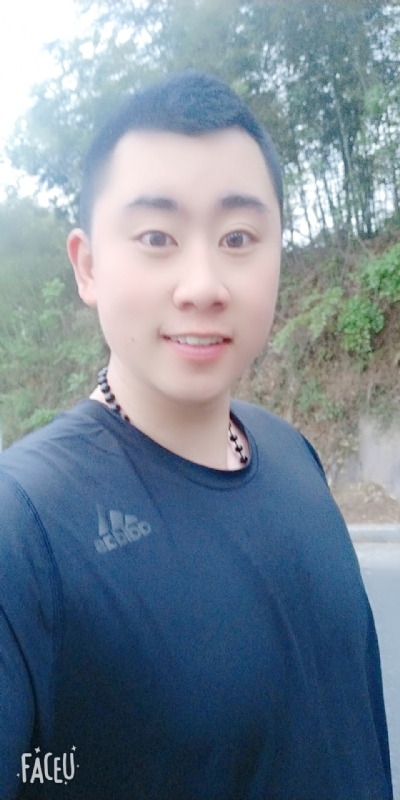 帅小伙的第一张照片--南京相亲服务中心