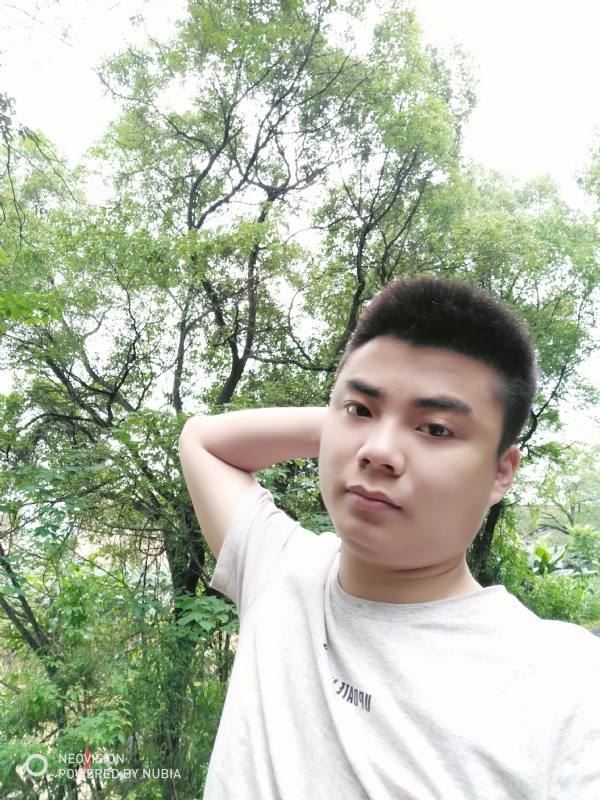 黄帅哥的第一张照片--南京相亲服务中心