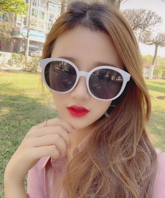 唐小小的第二张照片--南京相亲服务中心