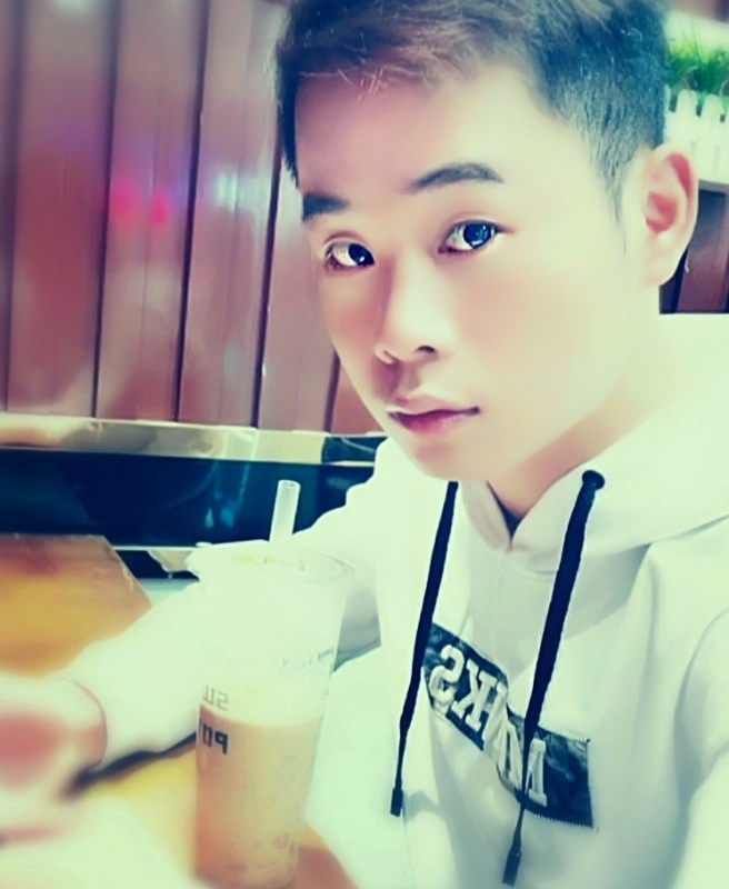 拔大萝卜的兔子的第一张照片--南京相亲服务中心