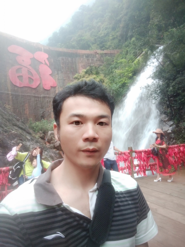 珊珊您是珊无无无妻的第一张照片--南京相亲服务中心