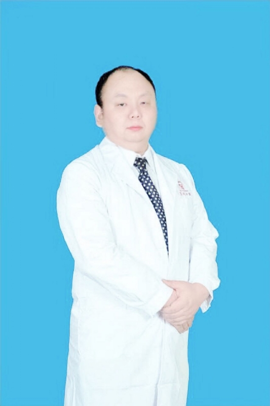 小村医的第一张照片--南京相亲服务中心