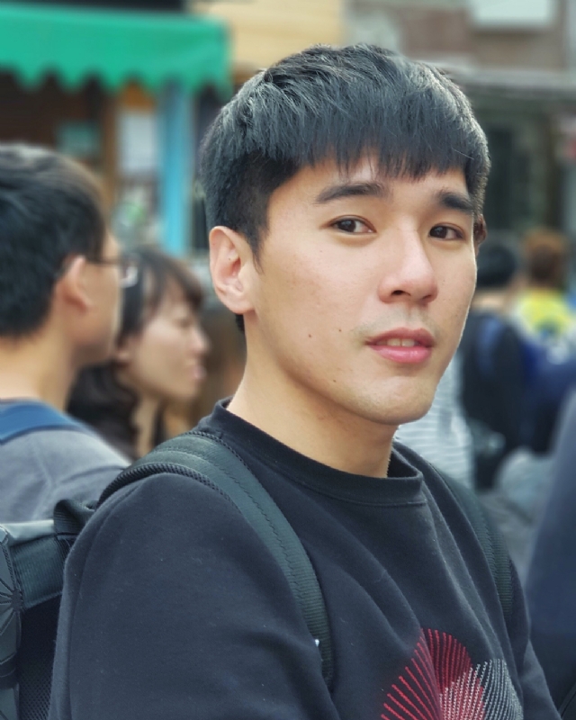 雨中孤独的第一张照片--南京相亲服务中心