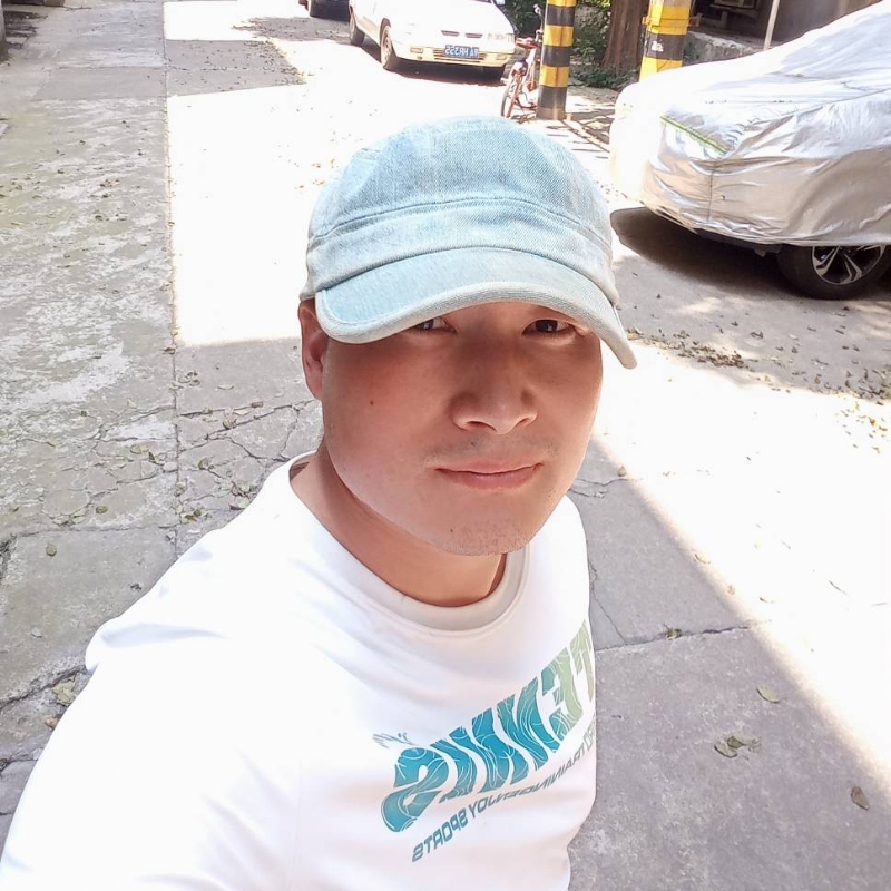 辉光的第一张照片--南京相亲服务中心