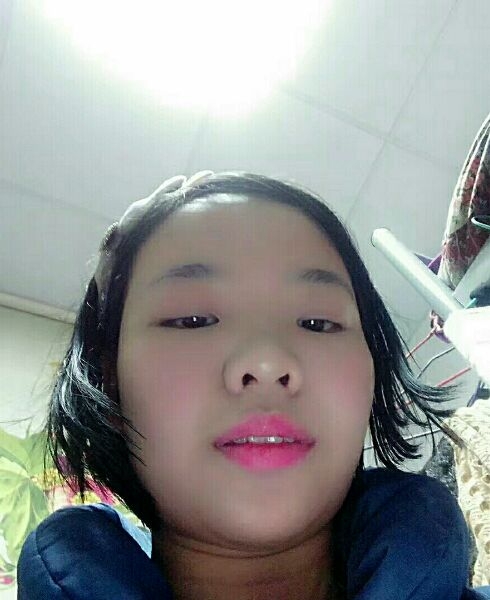 依依的第一张照片--南京相亲服务中心