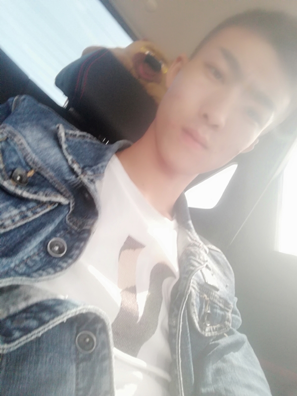 傻雕的第一张照片--南京相亲服务中心