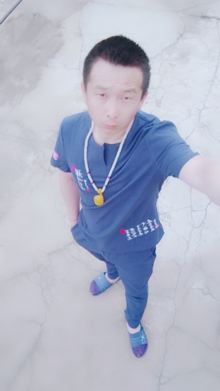 一叶之秋的第一张照片--南京相亲服务中心