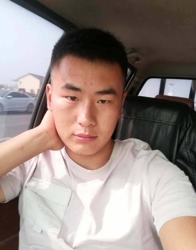 马宏亮的第二张照片--南京相亲服务中心