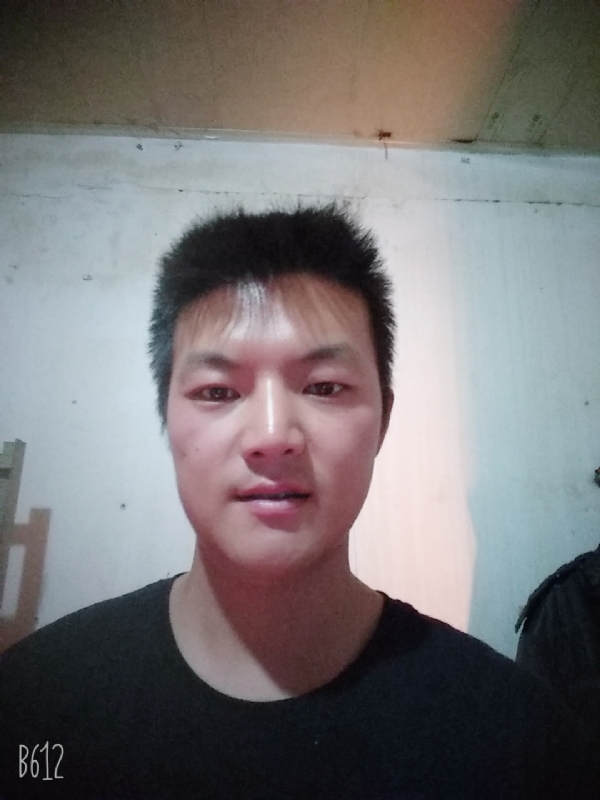 风轻云淡的第一张照片--南京相亲服务中心