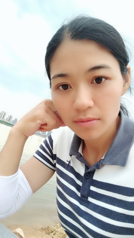 梅子的第一张照片--南京相亲服务中心