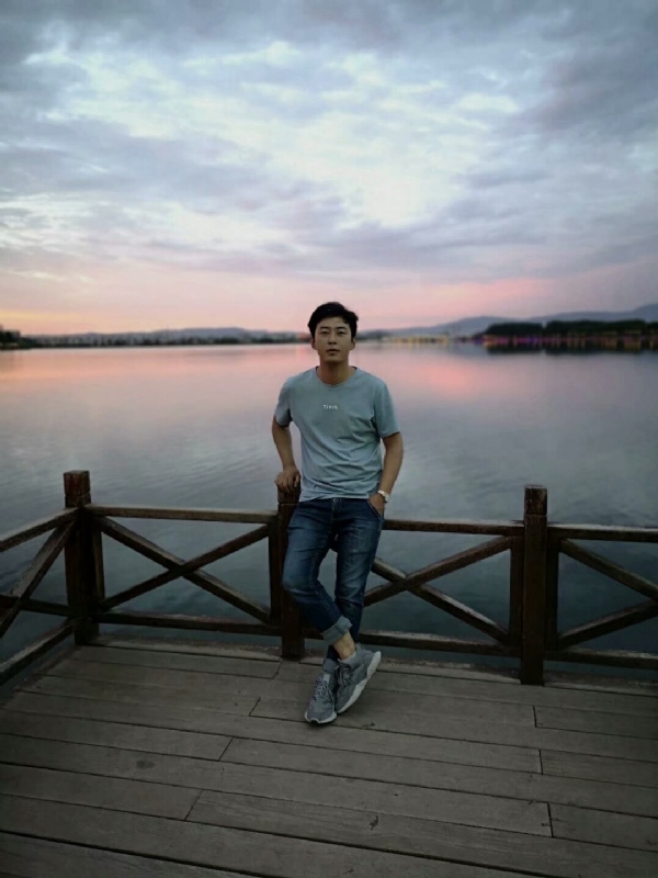 喂南墙我要撞你了的第一张照片--南京相亲服务中心