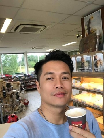 短歌的第一张照片--南京相亲服务中心