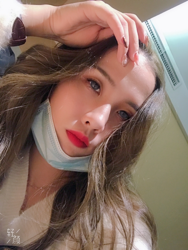 诗诗的第一张照片--南京相亲服务中心