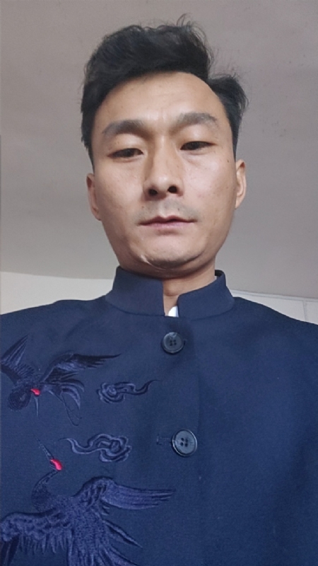 逆袭的小老鼠～龙long的第一张照片--南京相亲服务中心