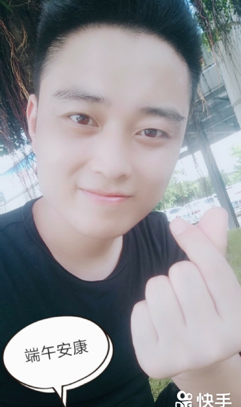 温暖的陈公子的第一张照片--南京相亲服务中心