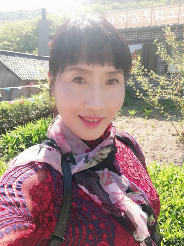 艳阳高照的第一张照片--南京相亲服务中心