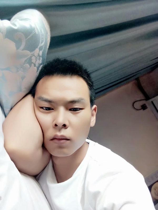 琪子心的第一张照片--南京相亲服务中心