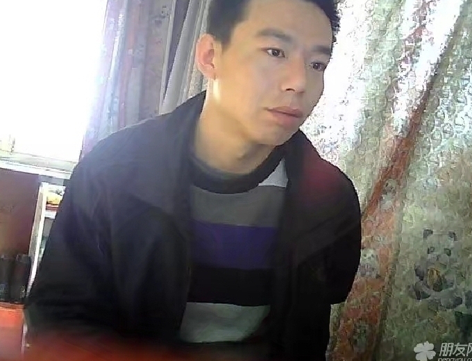 向钱奔跑的第一张照片--南京相亲服务中心