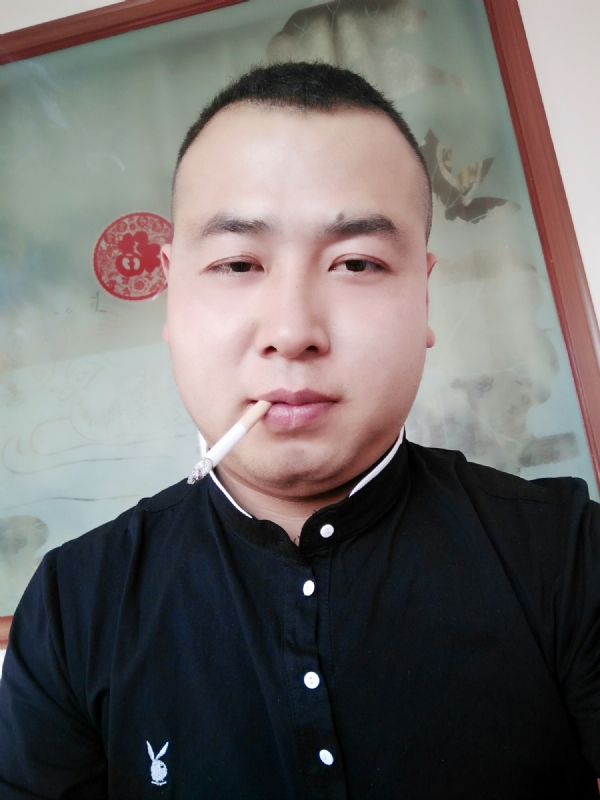 贰爺的第一张照片--南京相亲服务中心