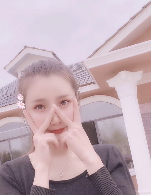 小媛的第一张照片--南京相亲服务中心