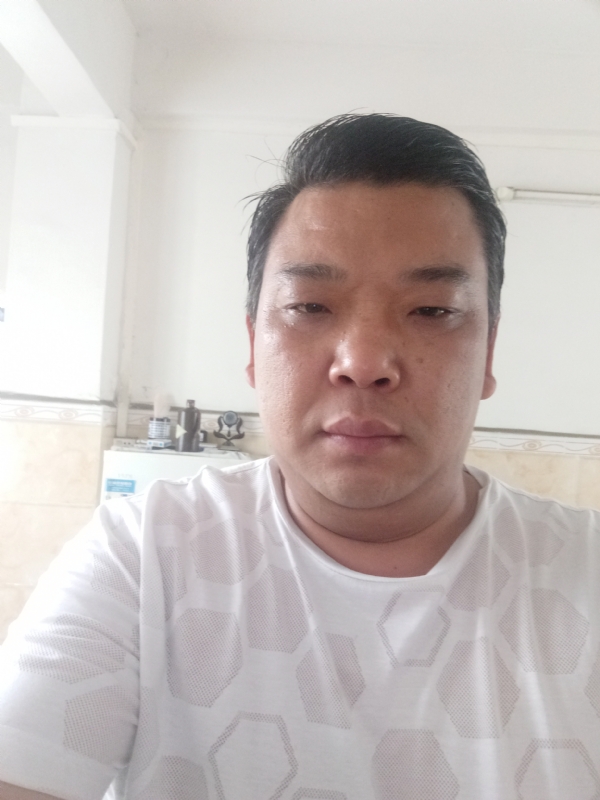 帅帅的第一张照片--南京相亲服务中心