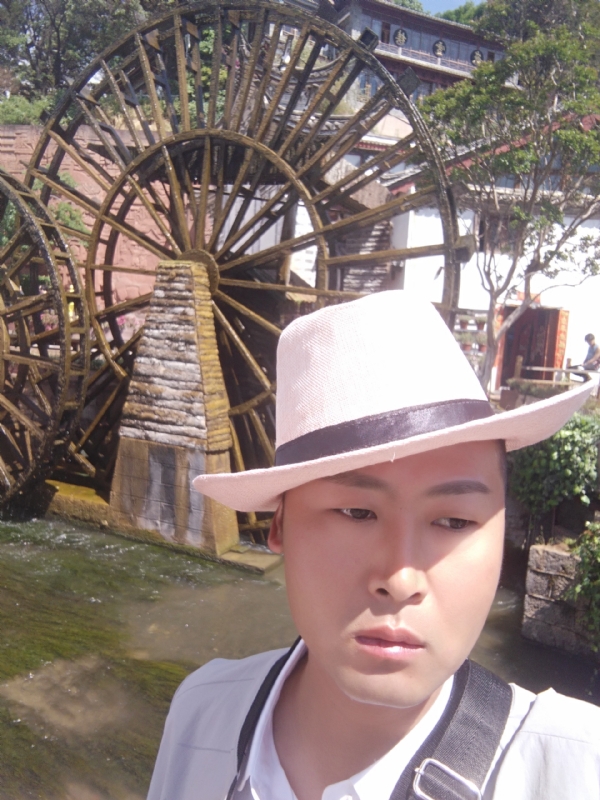 曲靖相亲的第一张照片--南京相亲服务中心