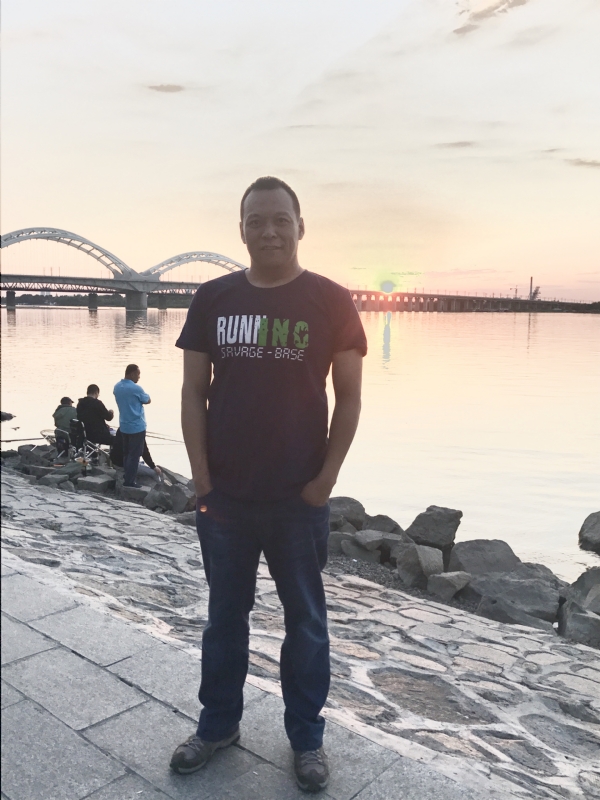 海天一色的第一张照片--南京相亲服务中心