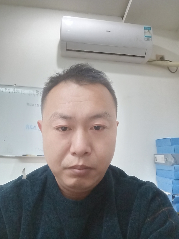 寻找另一半的第一张照片--南京相亲服务中心