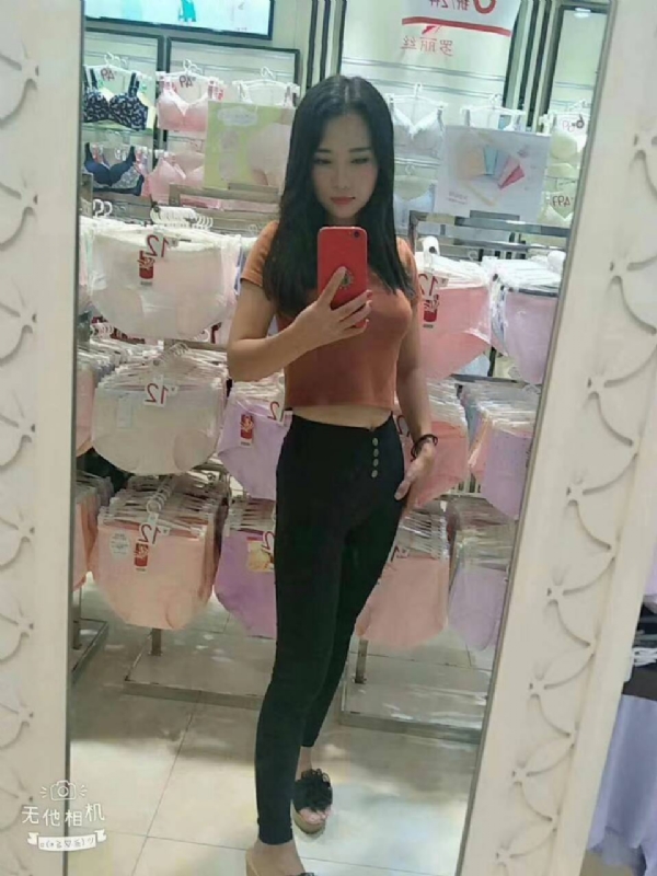 小可爱的第一张照片--南京相亲服务中心