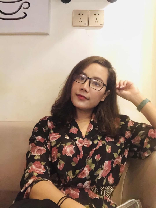 蝴蝶与蓝的第一张照片--南京相亲服务中心