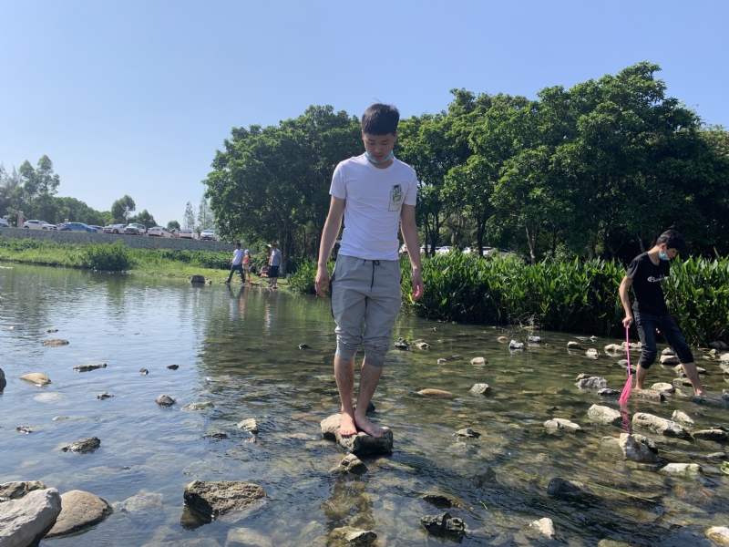 放假吃鸡的第二张照片--南京相亲服务中心