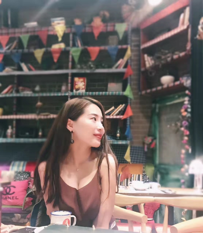 zoe的第二张照片--南京相亲服务中心