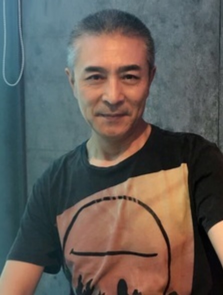 拥抱明天的第一张照片--南京相亲服务中心