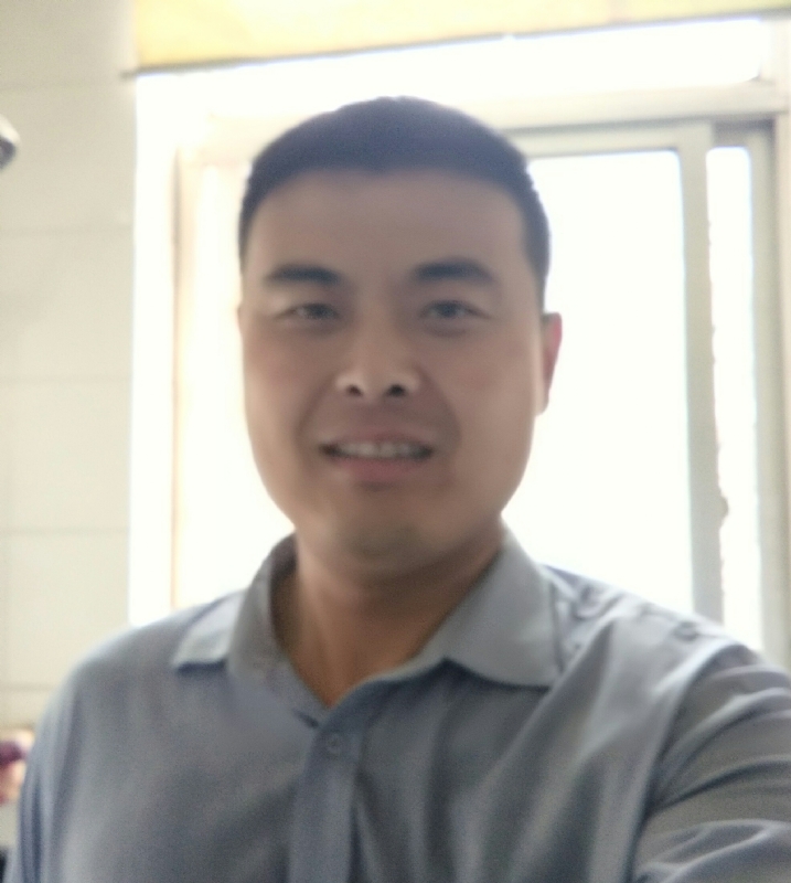 李伟的第一张照片--南京相亲服务中心